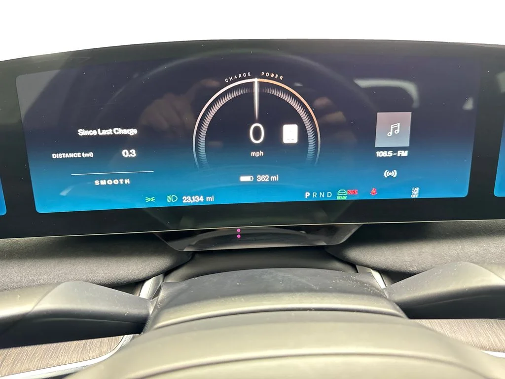 Used 2022 Red Lucid Grand Touring image 60
