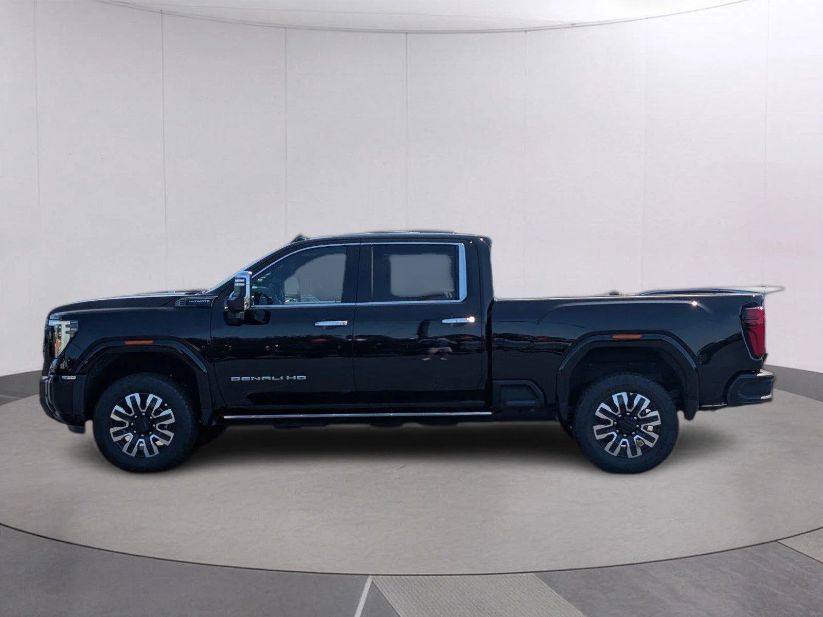 New 2026 Onyx Black GMC Denali Ultimate image 2