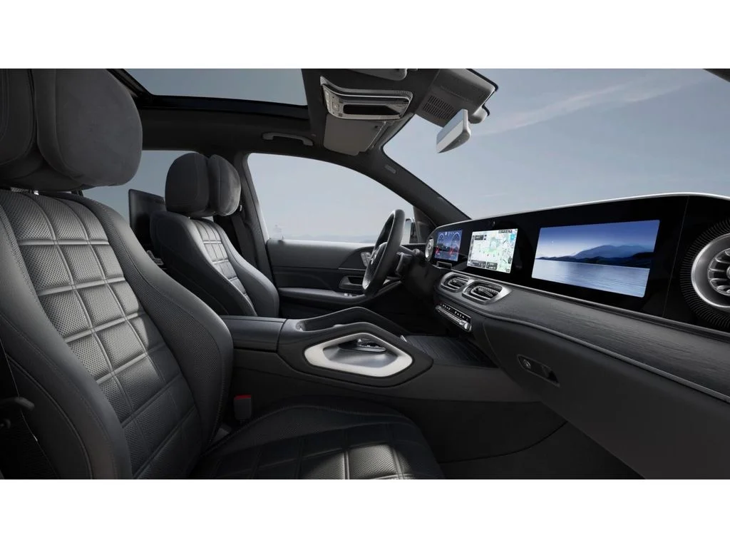 New 2027 White Mercedes-Benz GLS 450 image 4