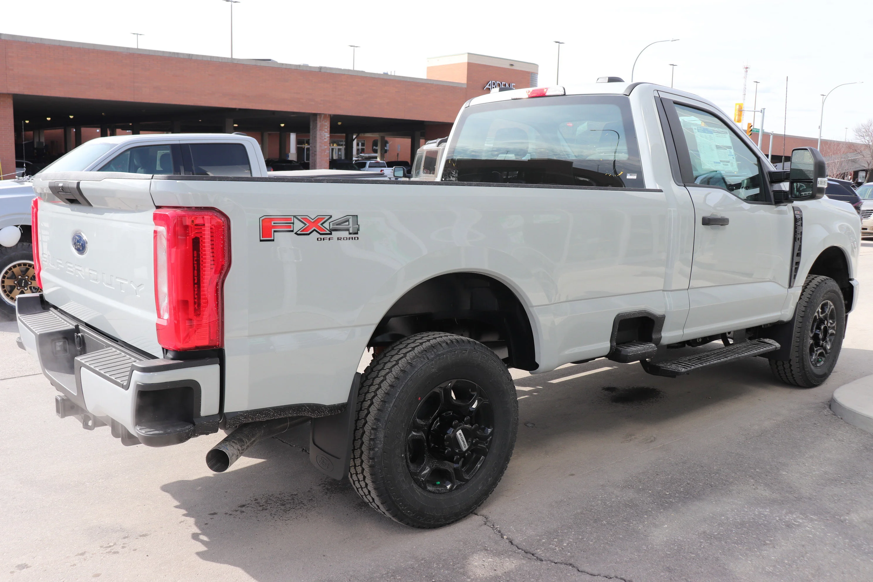 New 2026 AVALANCHE Ford XL image 4
