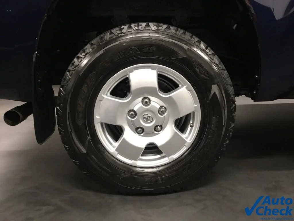 Used 2010 Blue Toyota Limited image 25