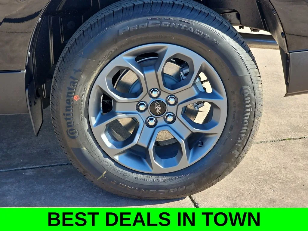 New 2026 Shadow Black Ford XLT image 36