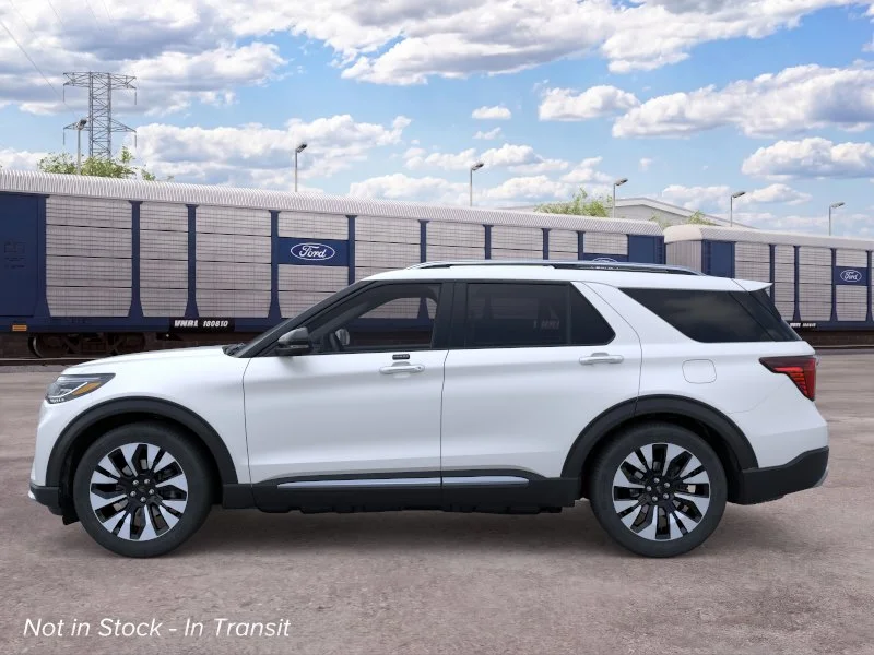 New 2026 Star White Metallic Tri-Coat Ford Platinum™ image 3