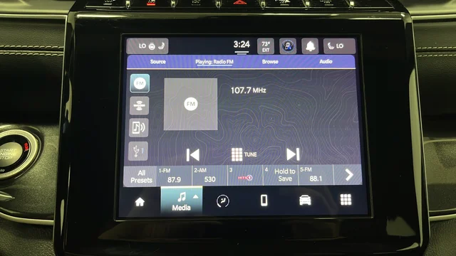 Used 2022 Gray Metallic Jeep Altitude image 14