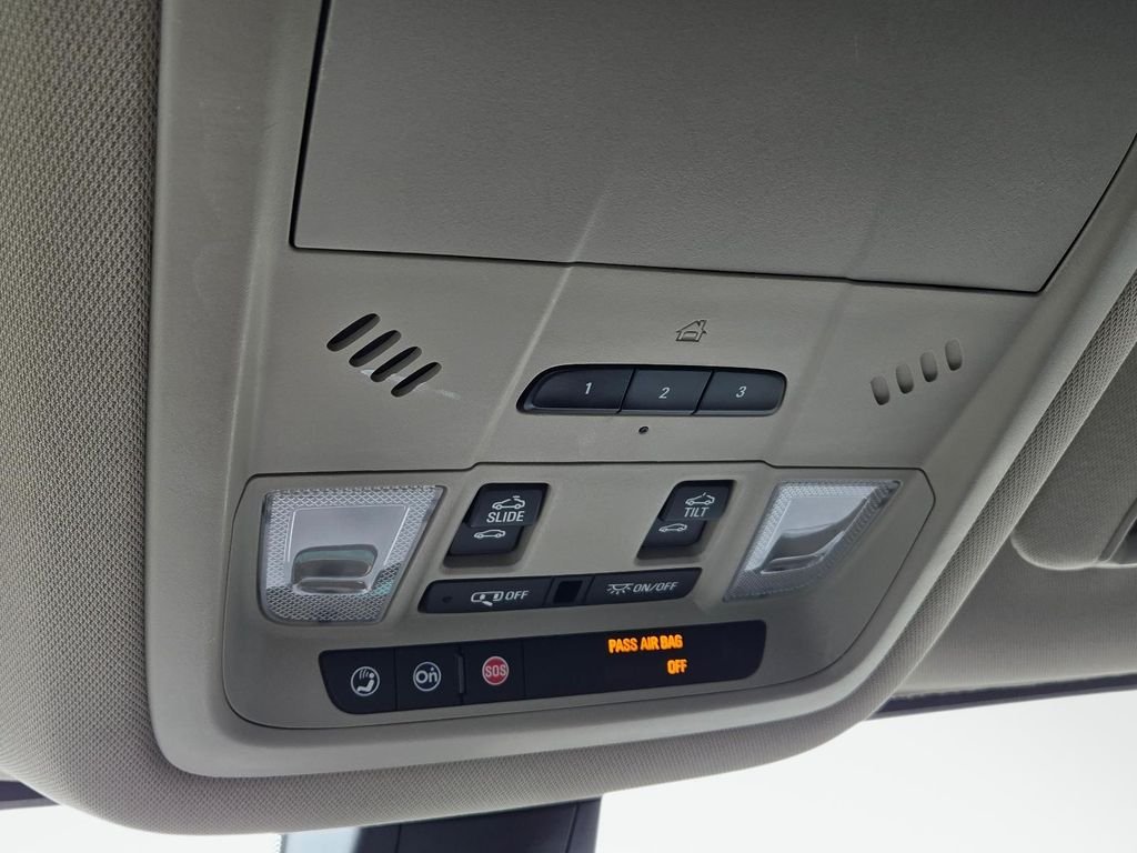 2019 GMC Acadia Denali - Photo 31