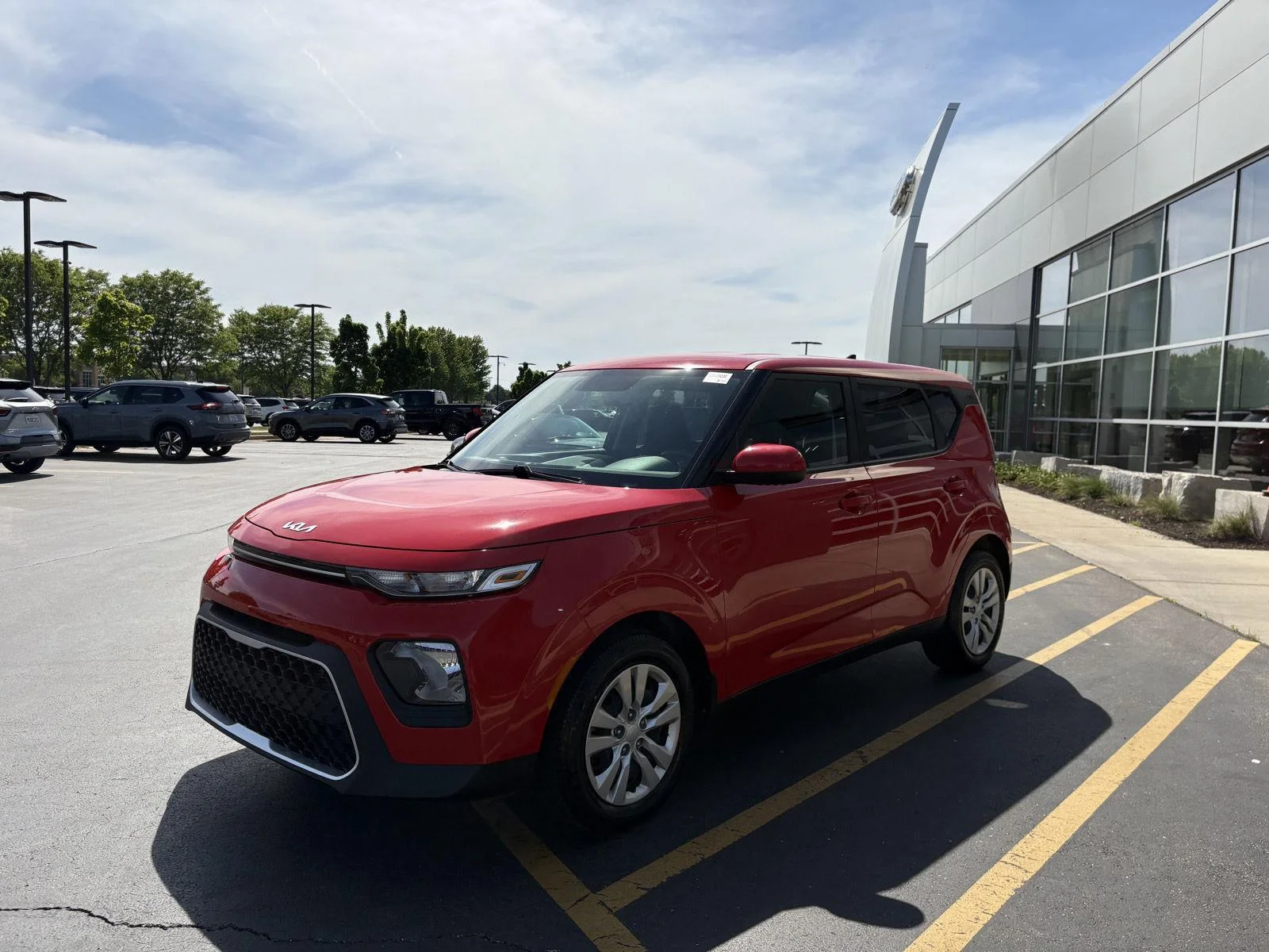 Used 2022 Inferno Red Kia LX image 3