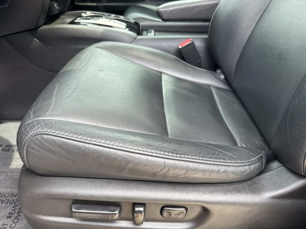 Used 2019  Honda Touring image 29