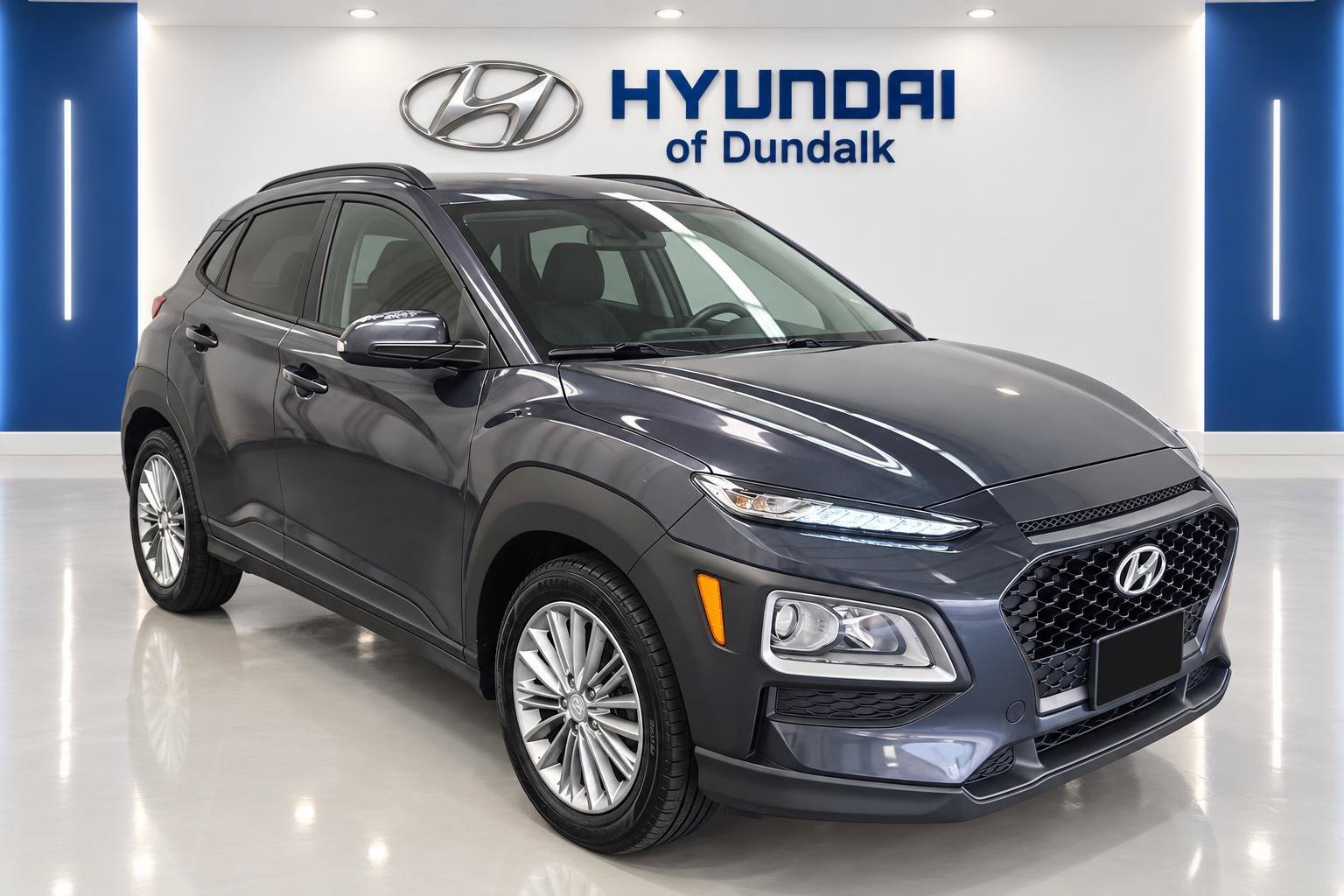 Used 2021 Gray Hyundai SEL image 3