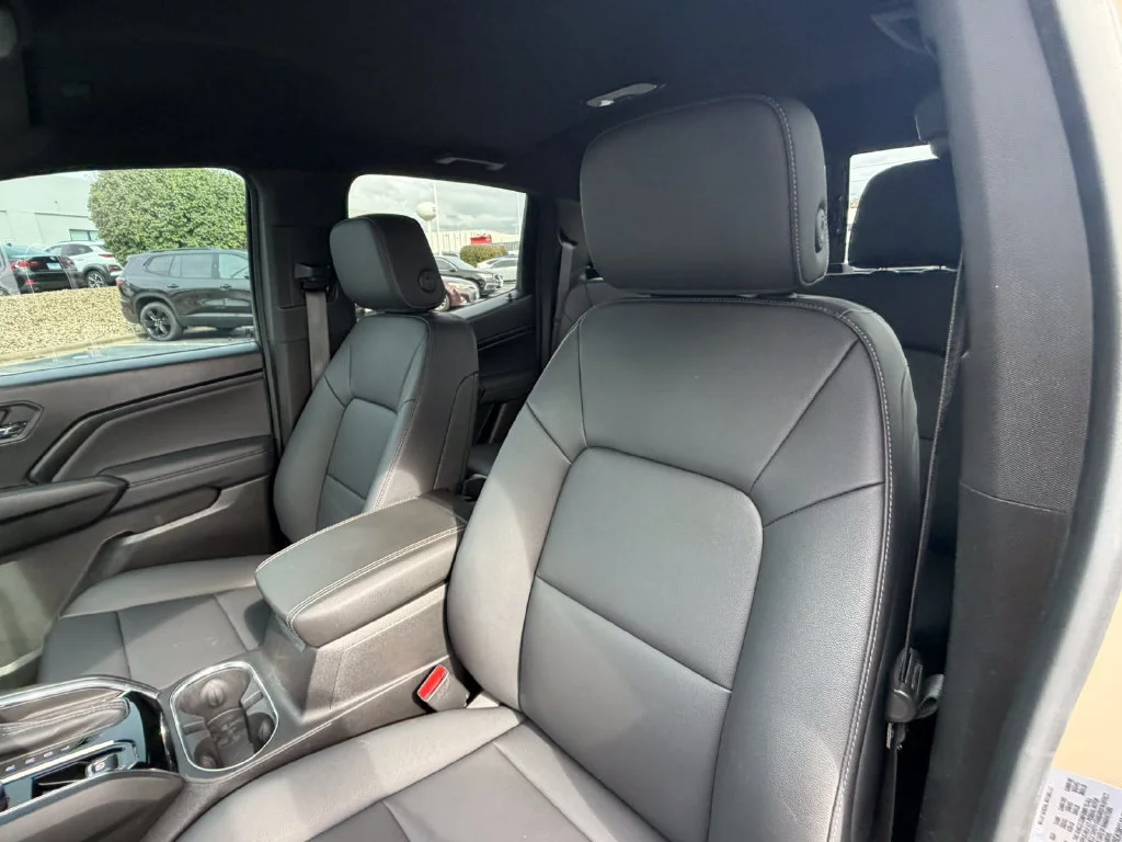 2024 GMC Canyon Elevation - Photo 24