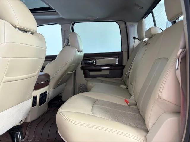 Used 2018 Black Ram Laramie image 41