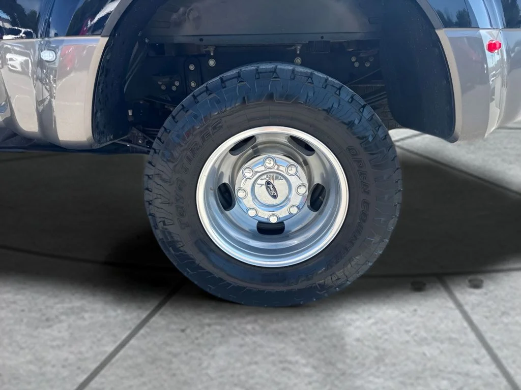 Used 2022 Blue Ford Lariat image 25