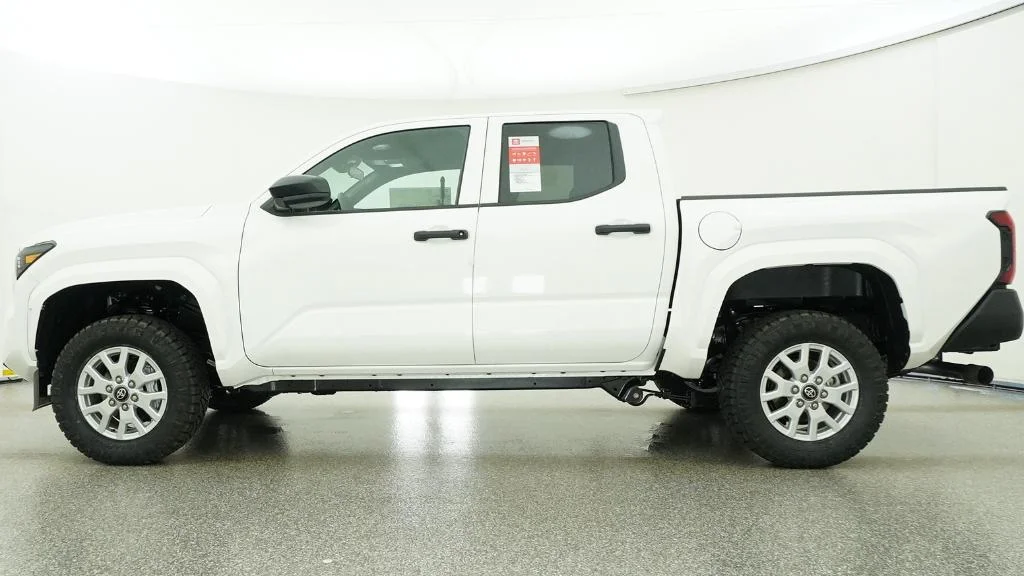 New 2026 Ice Cap Toyota SR image 4