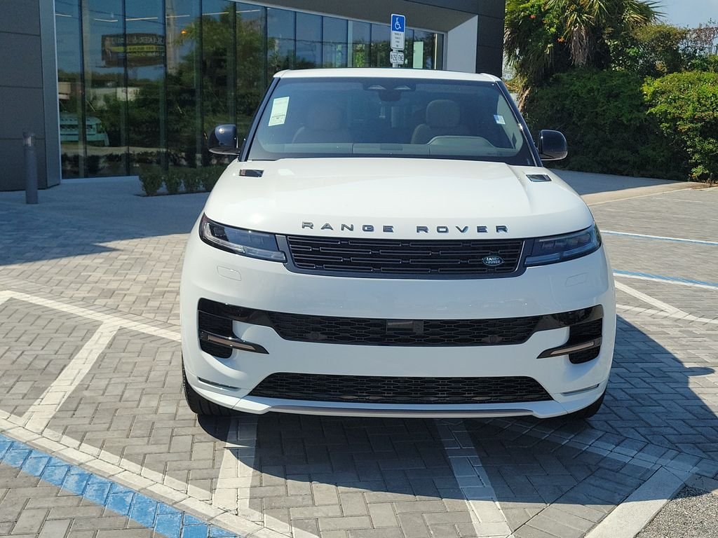 New 2026 White Land Rover Dynamic SE image 8