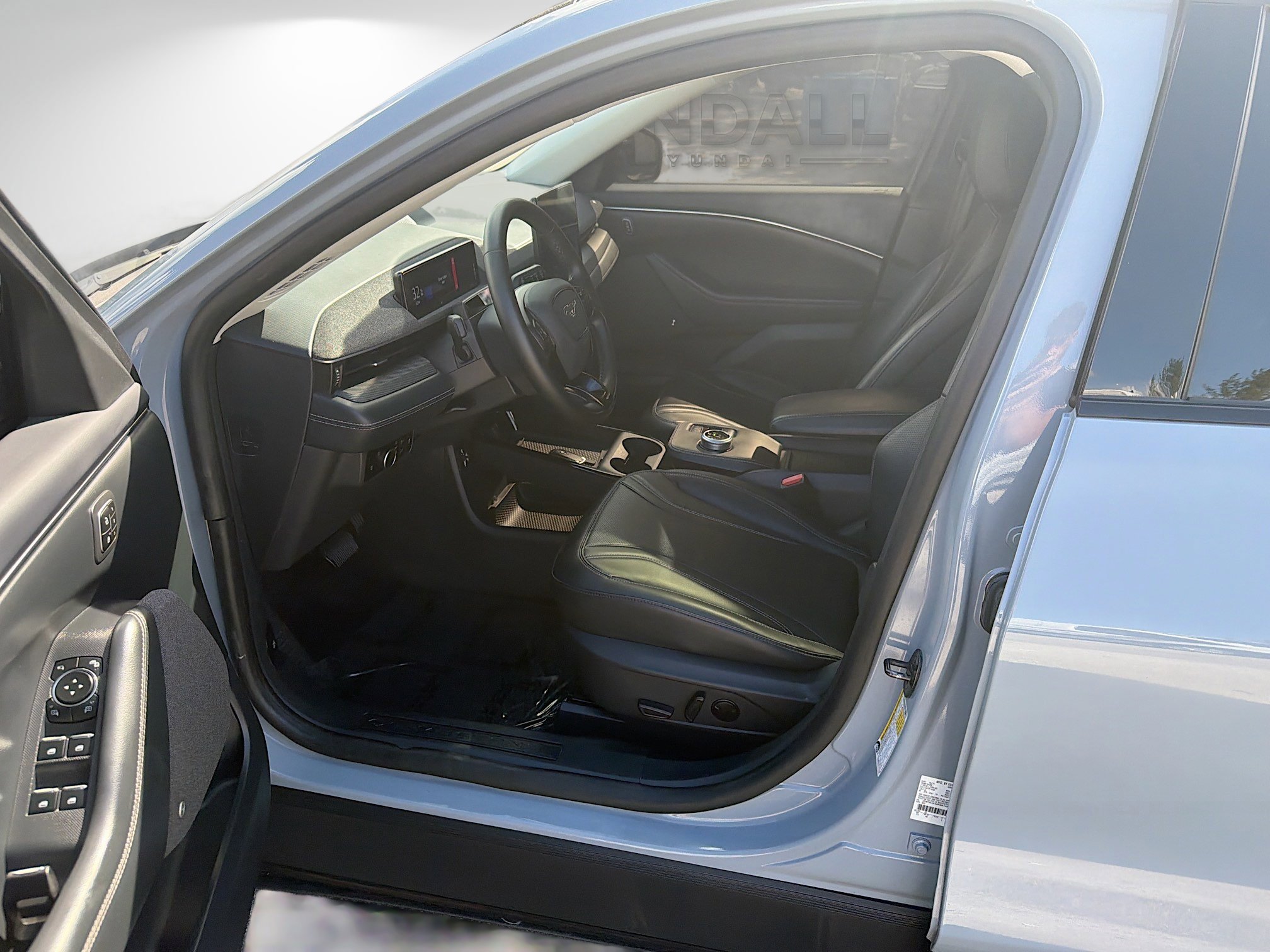 Used 2024 Gray Metallic Ford Premium image 17