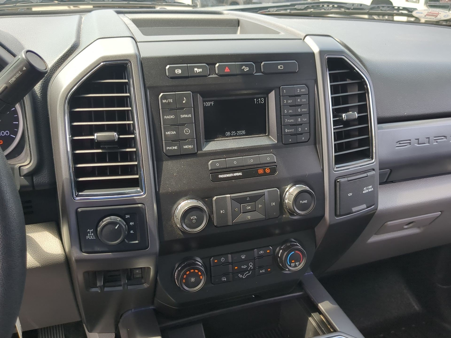 2019 Ford F-250 Super Duty XLT - Photo 20
