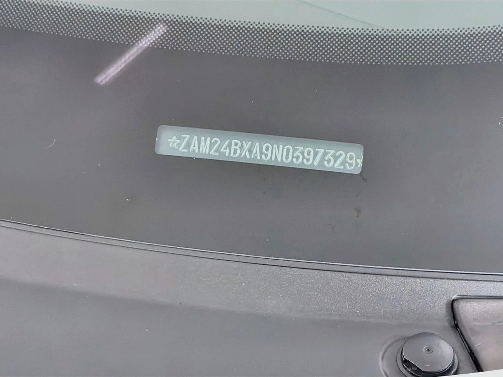 Used 2022 White Maserati Base image 30