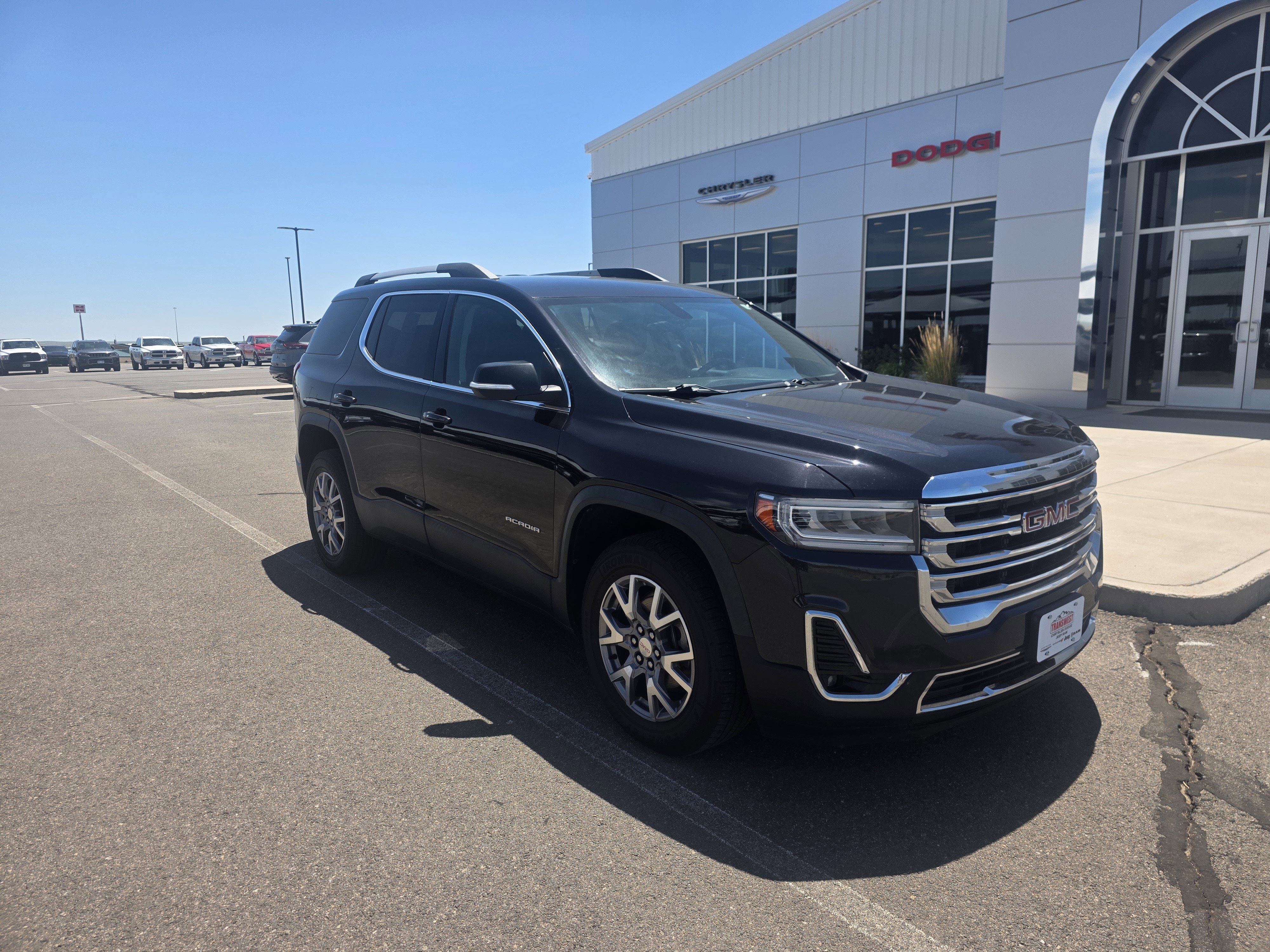Used 2020 GMC Acadia SLT with VIN 1GKKNULS0LZ149687 for sale in Limon, CO