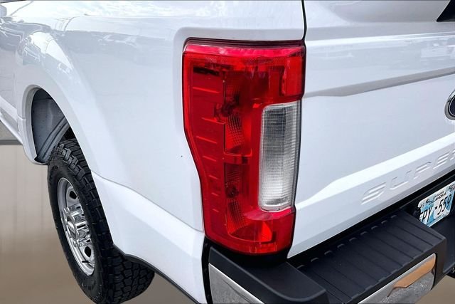 Used 2017 White Ford XL image 20