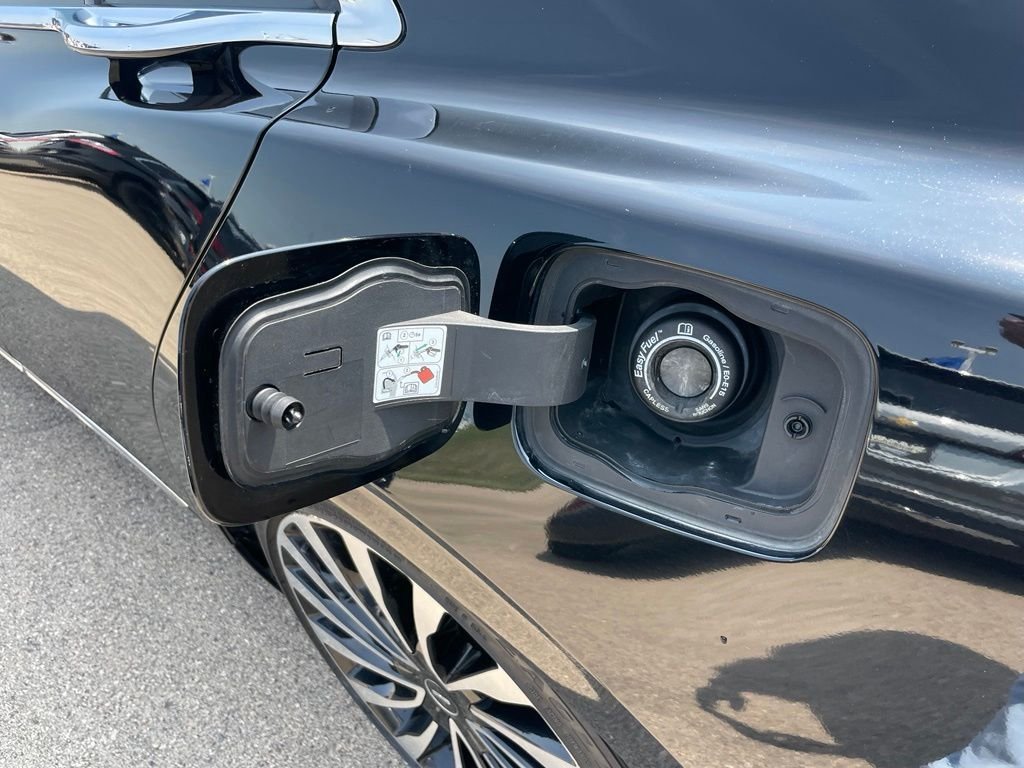 Used 2017 Black Lincoln Black Label image 57