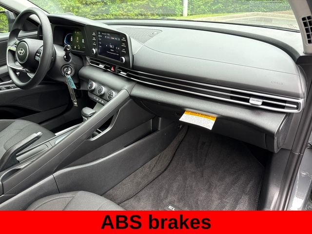 Used 2026 Gray Hyundai SE image 29