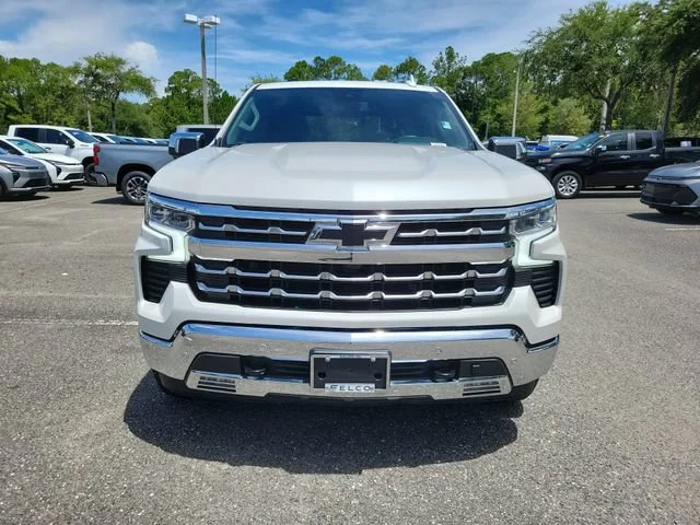 2025 Chevrolet Silverado 1500 LTZ - Photo 8