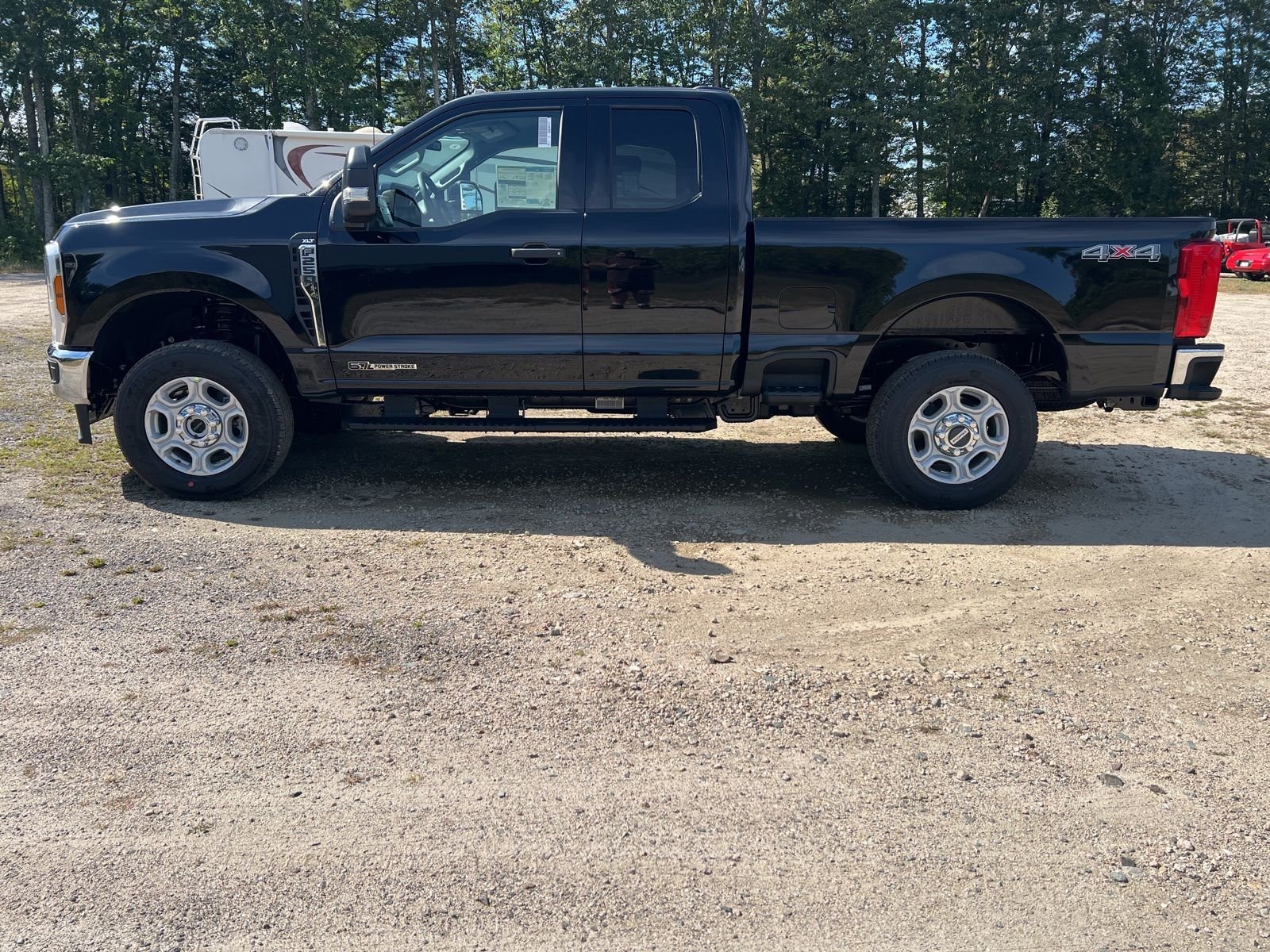 2026 Ford F-250 Super Duty XLT - Photo 4