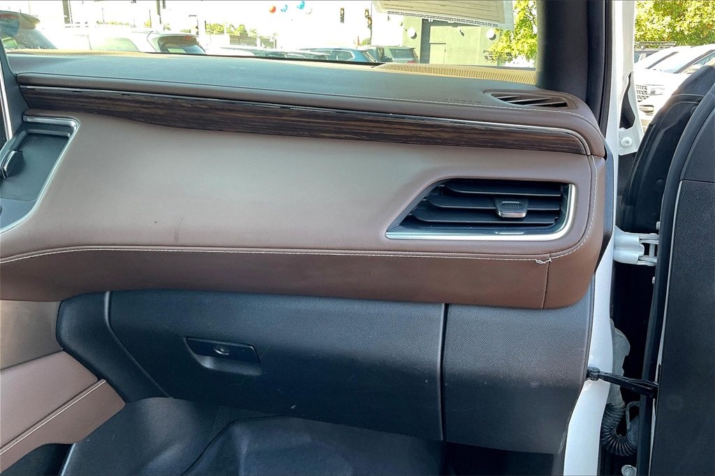 2022 CHEVROLET SUBURBAN - Image 14