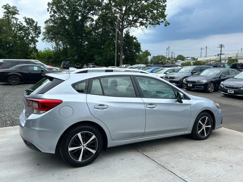 Used 2023 Silver Metallic Subaru Premium Wagon 4D image 13