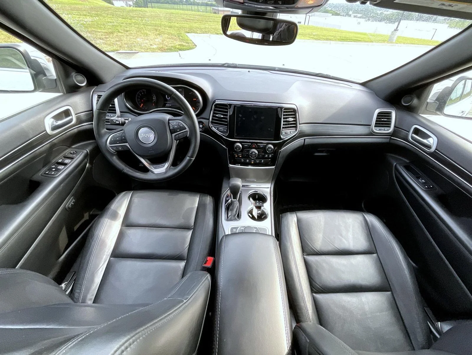 Used 2020 White Jeep Limited image 14