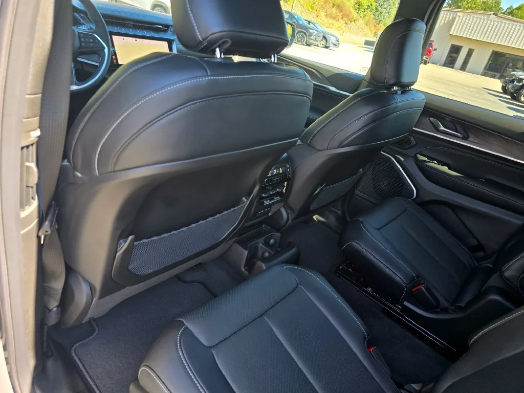 New 2027 Gray Jeep Limited Reserve image 25