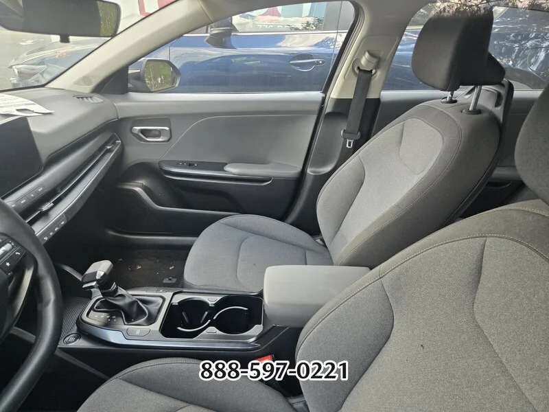 Used 2025 Aurora Black KIA LXS image 8