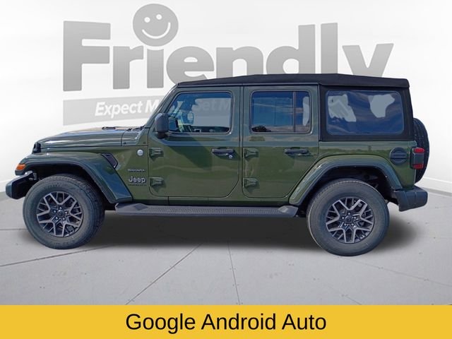Used 2024 Green Jeep Sahara image 10