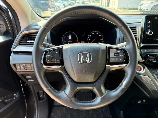 2025 Honda Odyssey EX-L - Photo 18