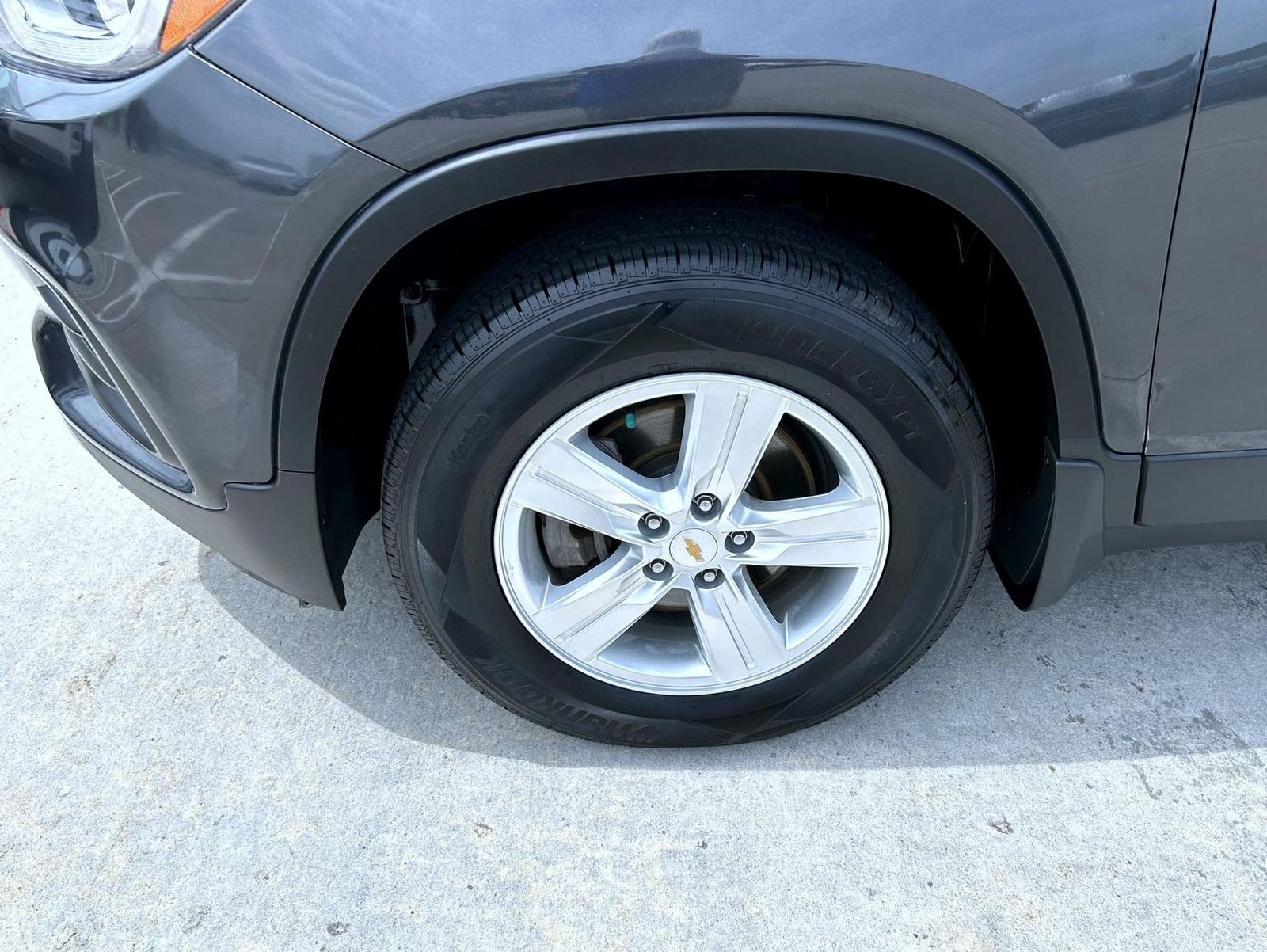 Used 2018 Gray Chevrolet LT image 22