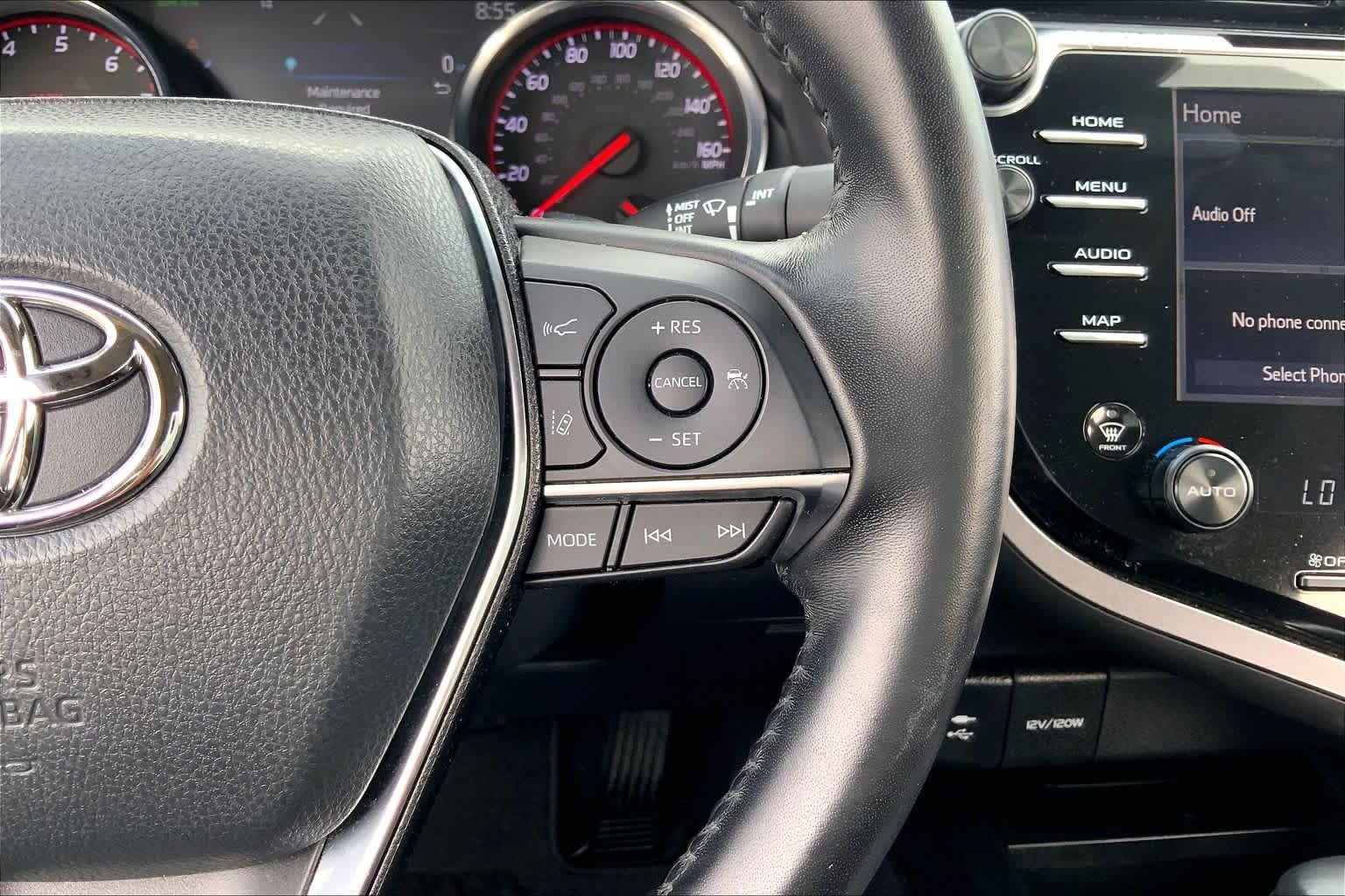 Used 2019 Celestial Silver/Midnight Black Metallic Toyota XSE image 24