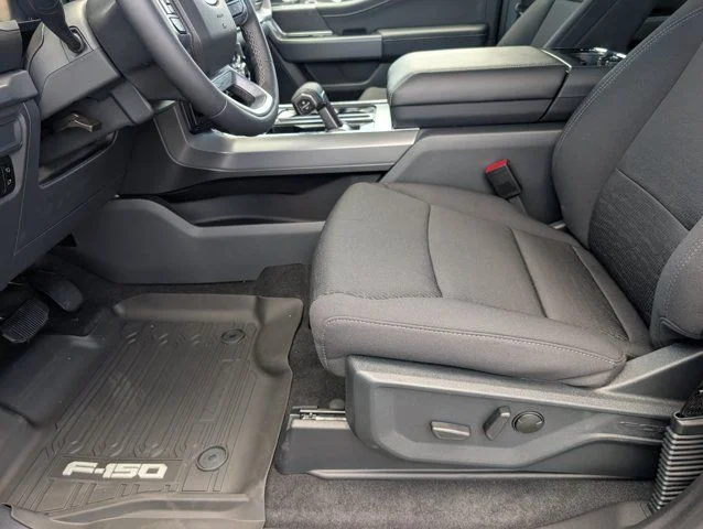 New 2026 Agate Black Metallic Ford XLT image 14