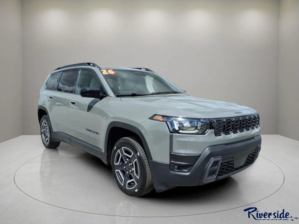 2026 Jeep Cherokee Laredo HEV 4X4's photo