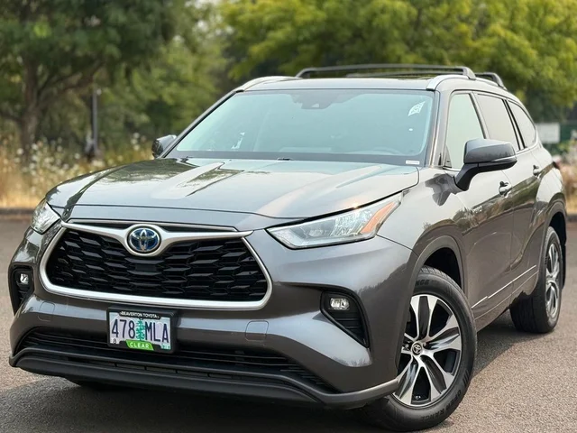 2020 Toyota Highlander Hybrid XLE