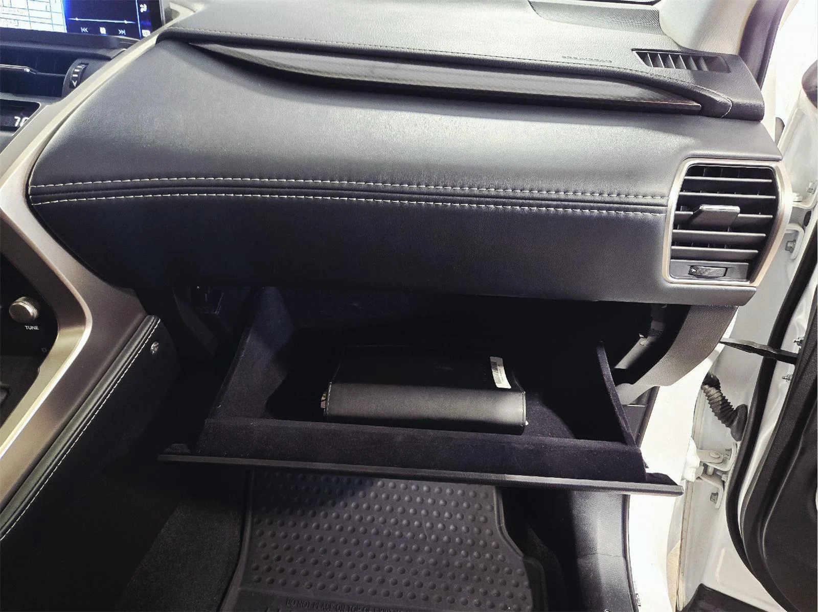 Used 2021 Eminent White Pearl Lexus NX 300 image 54