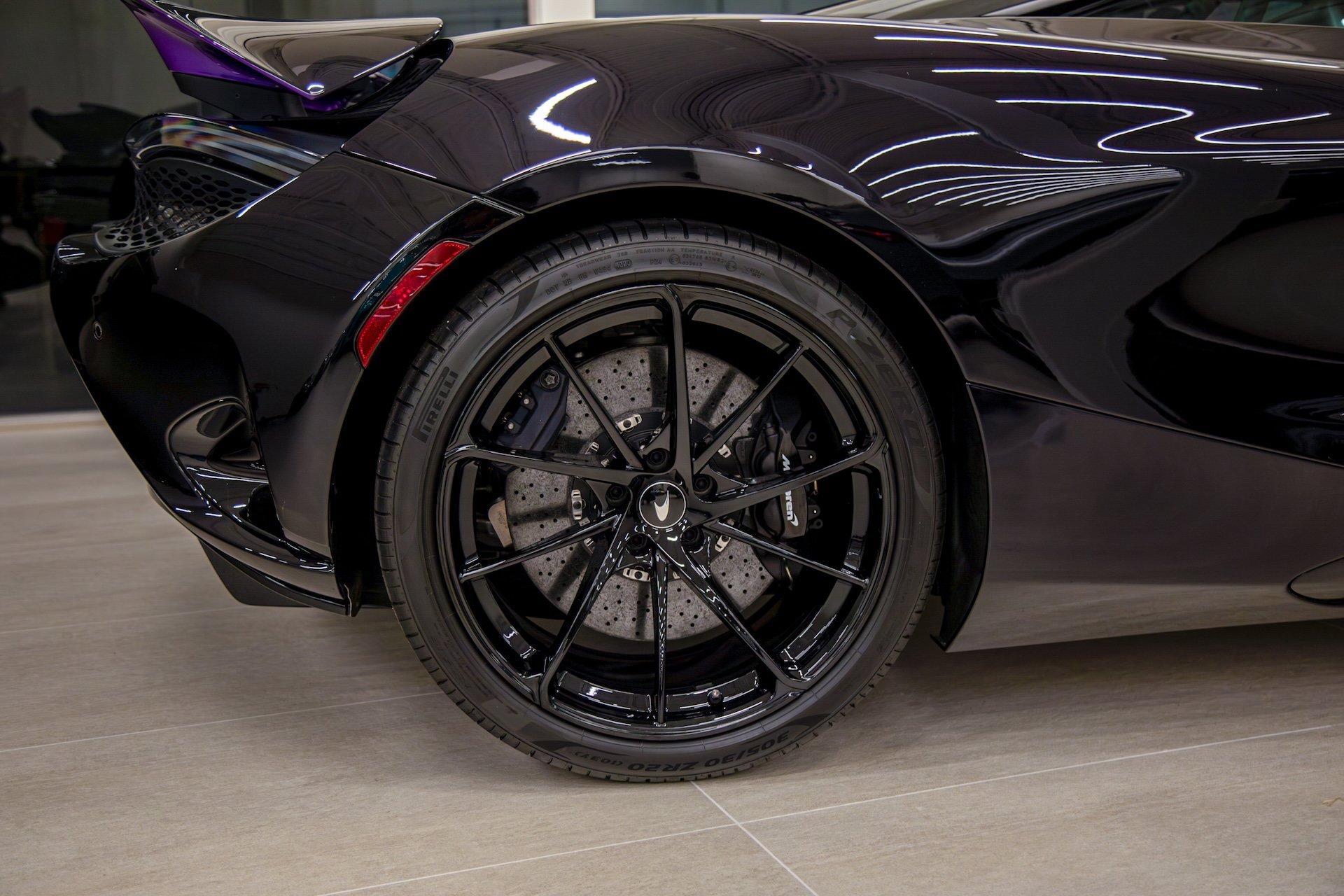 Used 2024 Purple McLaren Coupe image 10