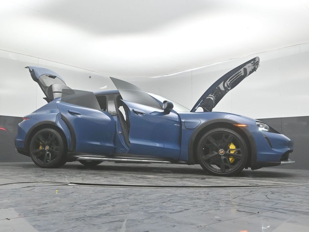 2024 PORSCHE TAYCAN - Image 52
