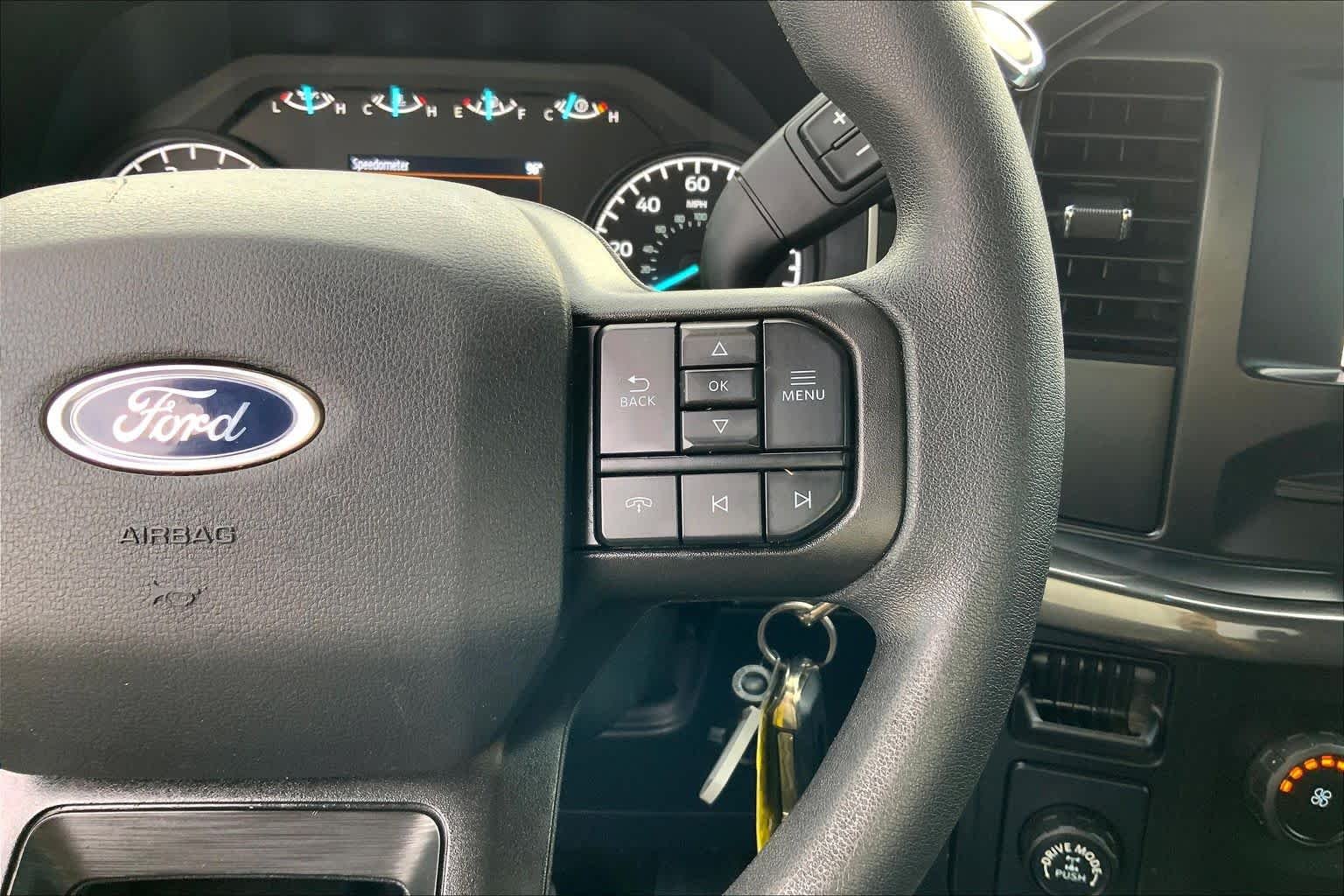 Used 2023 Oxford White Ford XL image 19