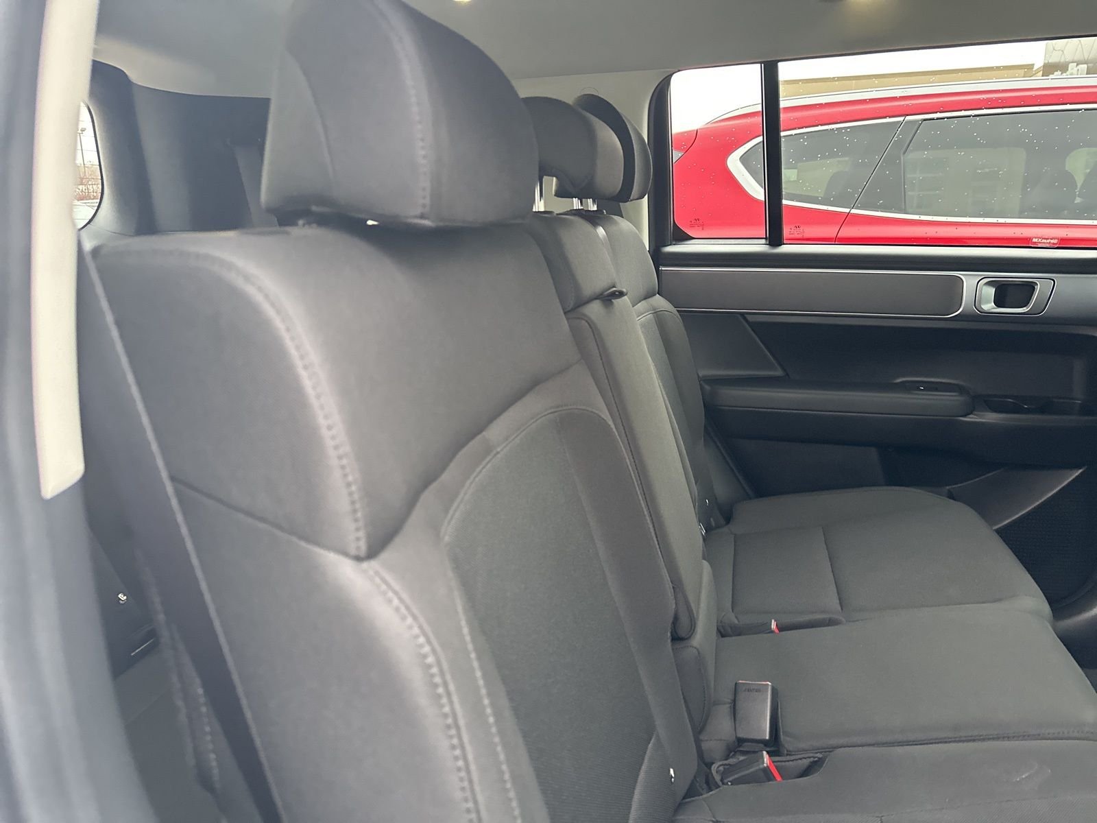 2025 Hyundai Santa Fe SE - Photo 33