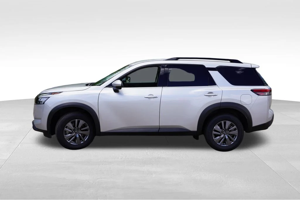 Used 2025 Brilliant Silver Metallic Nissan SV image 9
