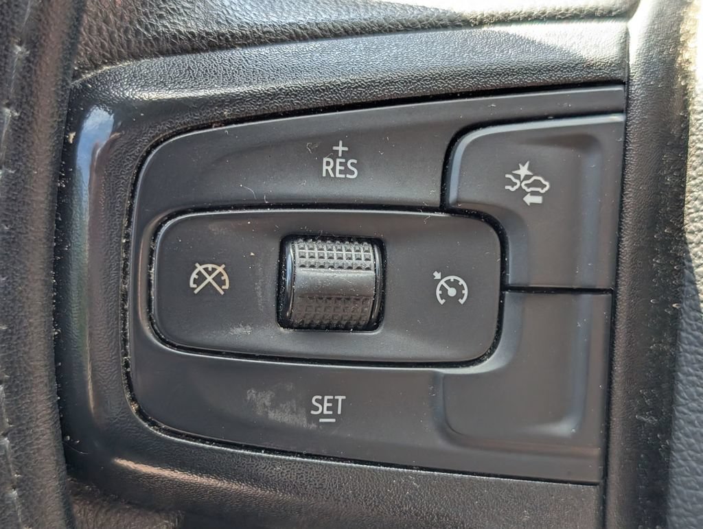 Used 2024 Summit White Chevrolet Custom image 19