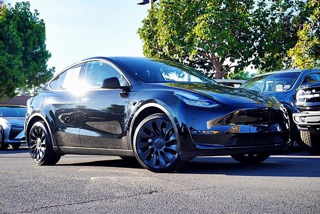 2023 Tesla Model Y Long Range