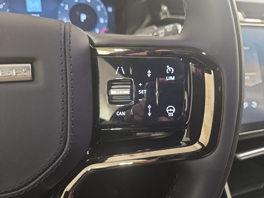 New 2026 Santorini Black LAND ROVER S image 19
