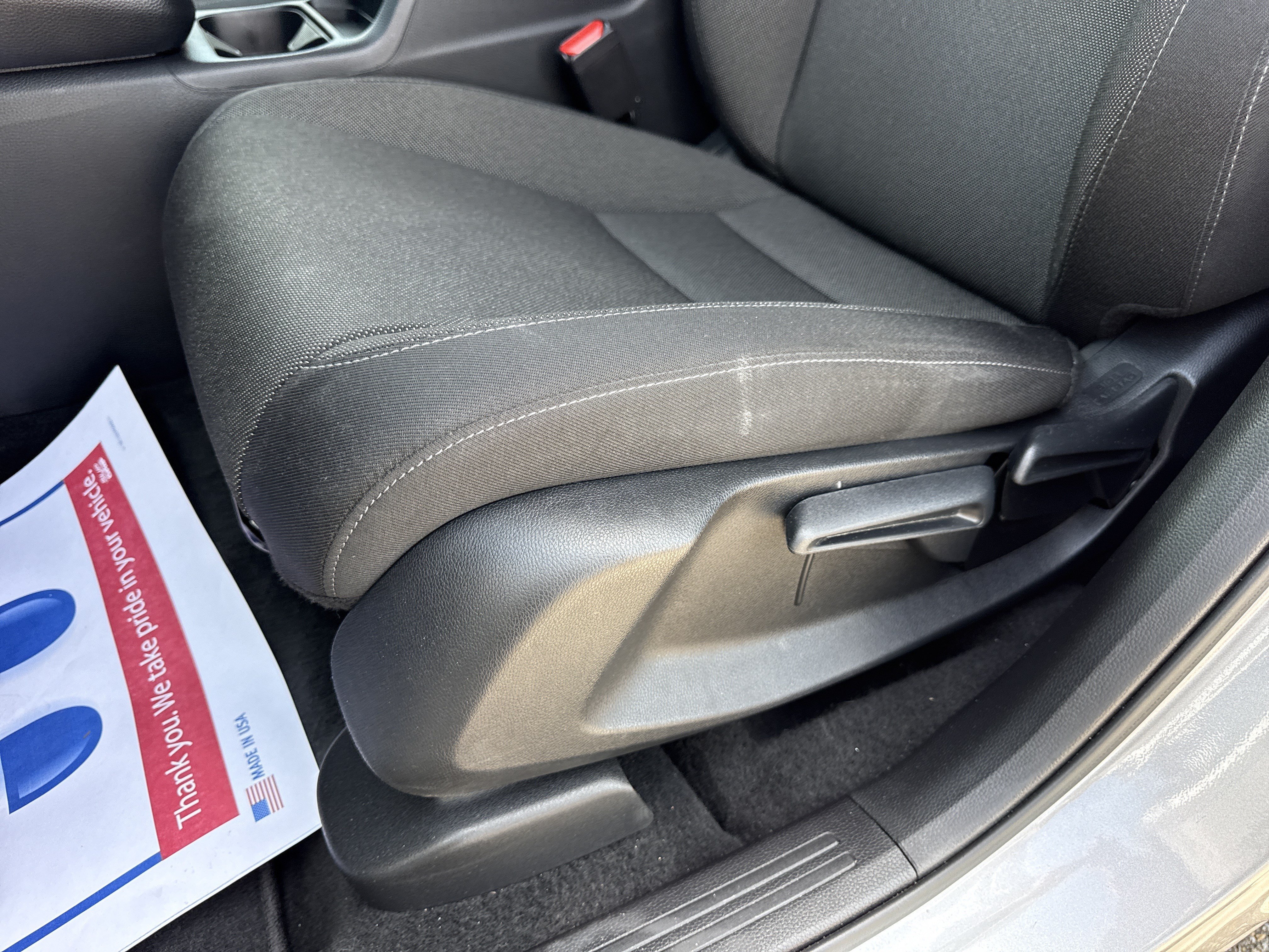 Used 2025 Solar Silver Metallic Honda LX image 12