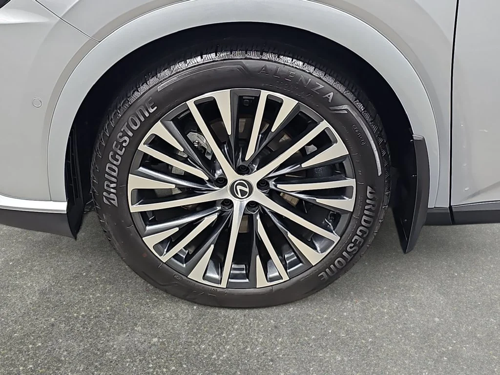 Used 2024 Gray Lexus 350h Premium Plus image 34