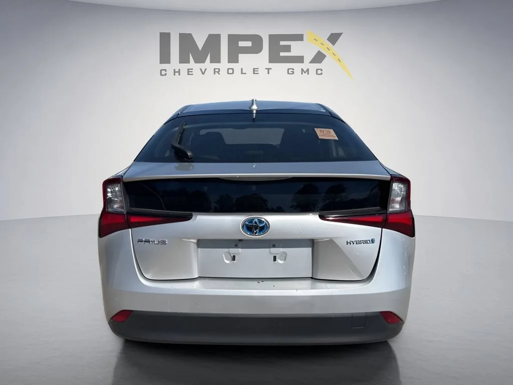 Used 2022 Silver Toyota L Eco image 3